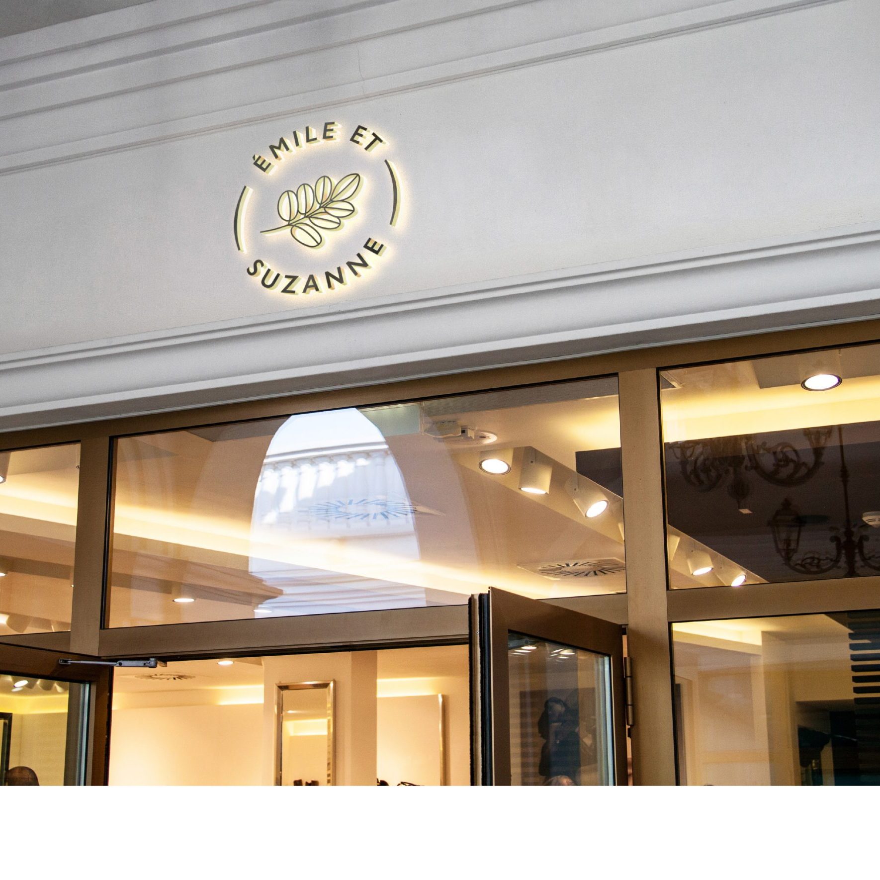 Enseigne concept store