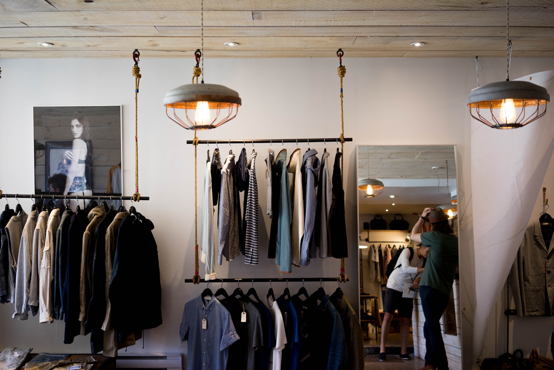 clark-street-mercantile-qnKhZJPKFD8-unsplash agence de retail marketing lyonnaise