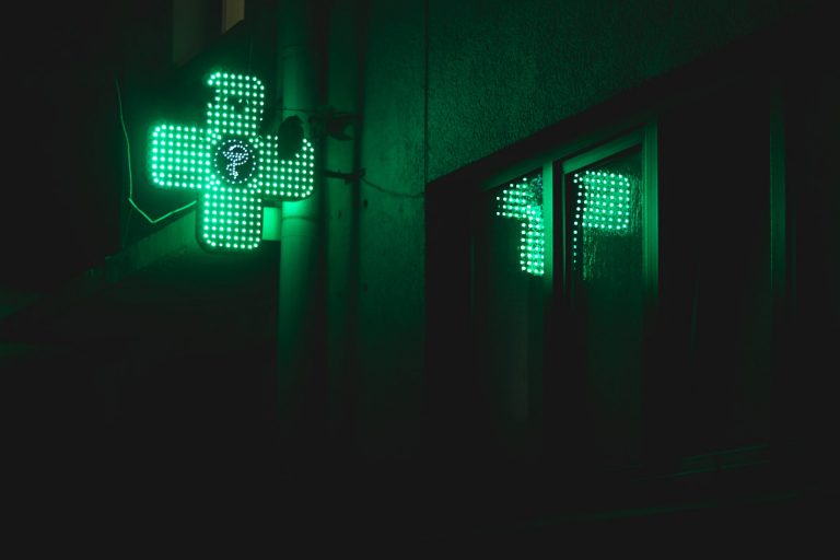 dima-mukhin-DFhSL1pM90k-unsplash