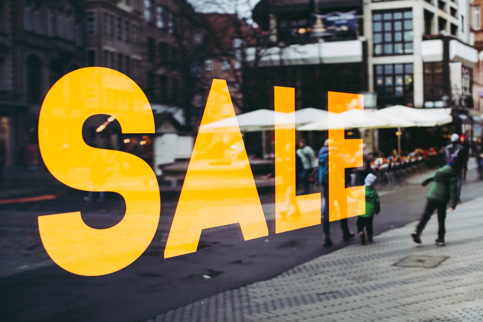markus-spiske-BTKF6G-O8fU-unsplash (1) agence de merchandising