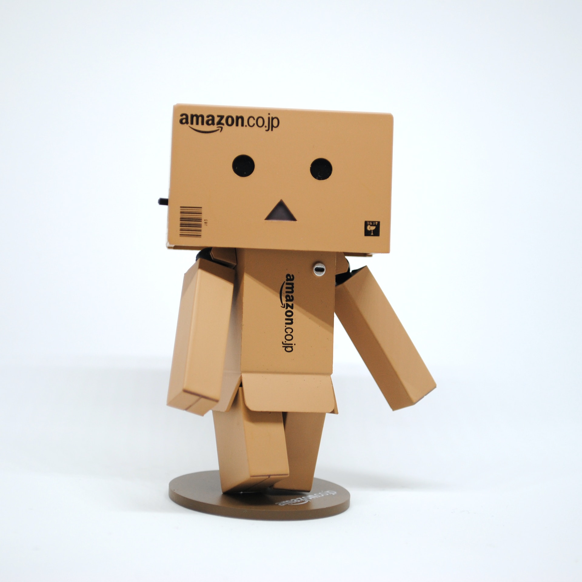 nik-r22qS5ejODs-unsplash retail marketing